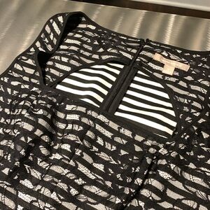 Banana Republic Black Lace Over Stripes Sleeveless Dress Size 6